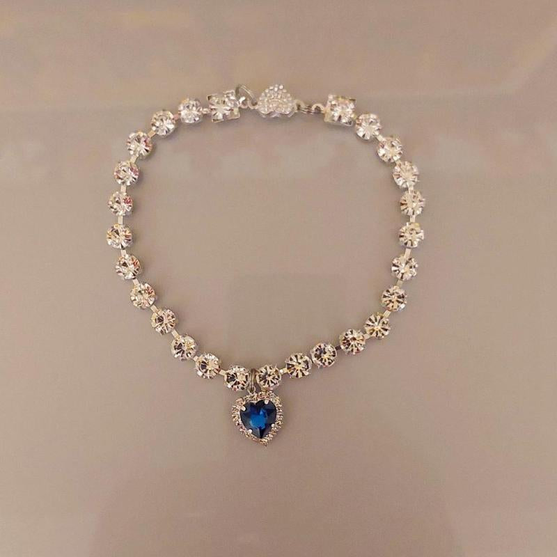 Elegant Blue Diamond Heart Necklace Pet Collar - Safe Magnetic Breakaway Design with Crystal Accents for Small Dogs & Cats