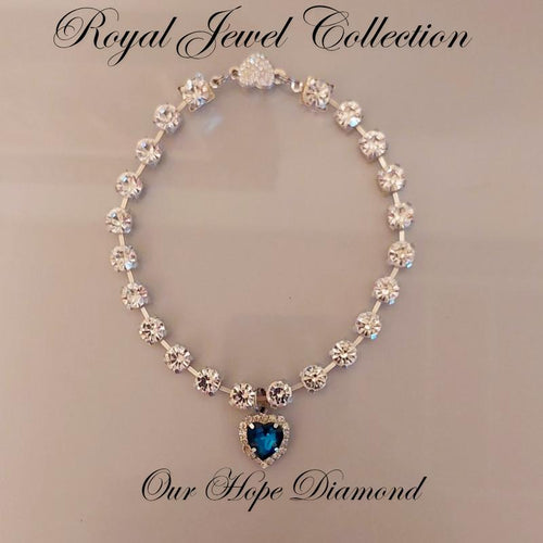 Elegant Blue Diamond Heart Necklace Pet Collar - Safe Magnetic Breakaway Design with Crystal Accents for Small Dogs & Cats